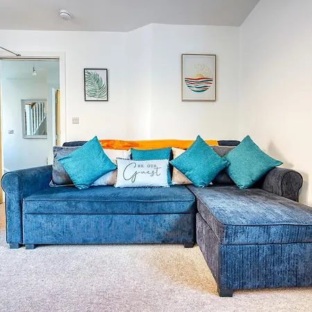 Large 5 Bed House Near Nec, Bhx Airport, Hs2, Private Parking Сasa de vacaciones