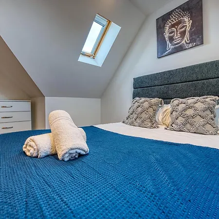 Large 5 Bed House Near Nec, Bhx Airport, Hs2, Private Parking Сasa de vacaciones *