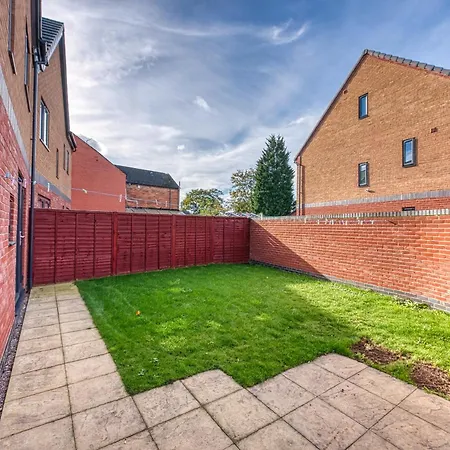 Сasa de vacaciones Large 5 Bed House Near Nec, Bhx Airport, Hs2, Private Parking *